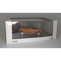 C3 Pluriel dealer 1:43